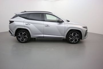 01150 : Stock constructeur - HYUNDAI TUCSON N Line Creative - TUCSON IV - Gris - Boîte automatique - Essence / Courant électrique