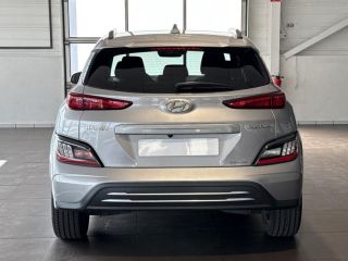 57685 : Hyundai Metz - Theobald Automobiles - HYUNDAI Kona - Kona - Shimmering Silver Métal - Traction - Electrique