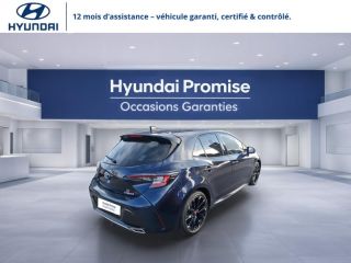 56000 : Hyundai Vannes - Park Lann Automobiles - TOYOTA Corolla - Corolla - Bleu de Prusse métallisé Bi-ton - Traction - Hybride : Essence/Electrique