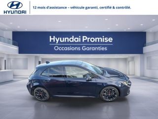 56000 : Hyundai Vannes - Park Lann Automobiles - TOYOTA Corolla - Corolla - Bleu de Prusse métallisé Bi-ton - Traction - Hybride : Essence/Electrique