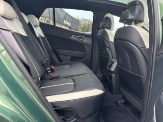 89100 : Hyundai Sens - APS - KIA Sportage - Sportage - Vert Bornéo Métallisée - Traction - Hybride : Essence/Electrique