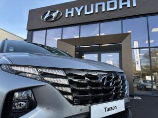 14400 : Hyundai Bayeux - Trajectoire Automobiles - HYUNDAI Tucson - Tucson - Shimmering Silver Métal/Toit/rétros Dark - Traction - Hybride : Essence/Electrique