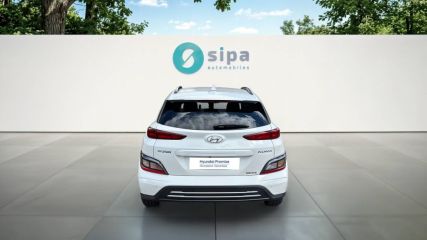 33140 : Hyundai Bordeaux Sud Villenave d'Ornon - Sipa Automobiles - HYUNDAI KONA ELECTRIC Intuitive - KONA ELECTRIQUE - BLANC - Automate à fonct. Continu - Courant électrique