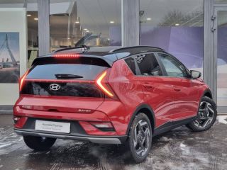 57100 : Hyundai Thionville - Théobald Automobiles - HYUNDAI Bayon - Bayon - Dragon Red Métal/Toit+rétros Black - Traction - Essence