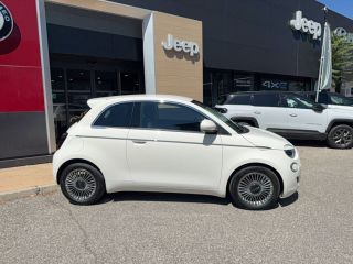 04100 : Hyundai Manosque - Pedinielli - FIAT 500e BERLINE Nouvelle 500 - 500 III ELECTRIQUE - Blanc - Automate à fonct. Continu - Courant électrique