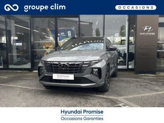 40990 : Hyundai Dax - i-AUTO - HYUNDAI Tucson - Tucson - Shadow Grey/Toit/rétros Black - Transmission intégrale - Hybride rechargeable : Essence/Electrique