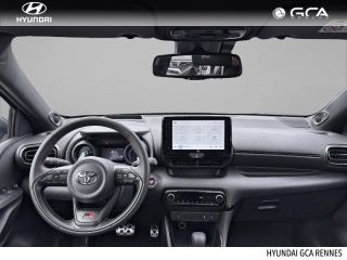 35510 : Hyundai Rennes - GCA - TOYOTA Yaris - Yaris - Bi-ton Gris Chrome / Toit noir - Traction - Hybride : Essence/Electrique