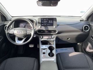 33140 : Hyundai Bordeaux Sud Villenave d'Ornon - Sipa Automobiles - HYUNDAI KONA ELECTRIC Intuitive - KONA ELECTRIQUE - GRIS FONCE - Automate à fonct. Continu - Courant électrique