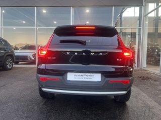 21300 : Hyundai Dijon - Privilège Automobiles - VOLVO XC40 Essential - XC40 (01/2022) - Noir - Automate sequentiel - Essence sans plomb