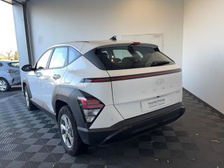 85000 : Hyundai MoceanRent | La Roche-sur-Yon - Océane Auto - HYUNDAI KONA Intuitive - KONA II - Blanc - Automate sequentiel - Essence / Courant électrique