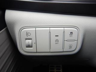 52000 : Hyundai Chaumont - Garage Michel Bazin - HYUNDAI Bayon - Bayon - Polar White/Toit/rétros Black - Traction - Essence/Micro-Hybride