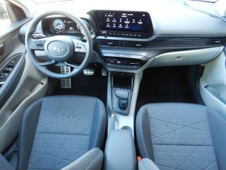 52000 : Hyundai Chaumont - Garage Michel Bazin - HYUNDAI Bayon - Bayon - Sleek Silver Métal/Toit/rétros Black - Traction - Essence/Micro-Hybride