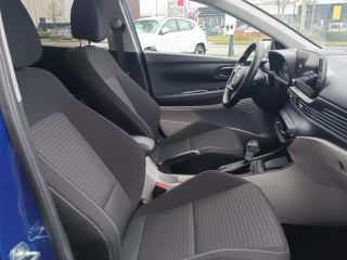 59640 : Hyundai Dunkerque - Europ'Auto - HYUNDAI i20 - i20 - Intense Blue Métal/Toit/rétro Black - Traction - Essence/Micro-Hybride