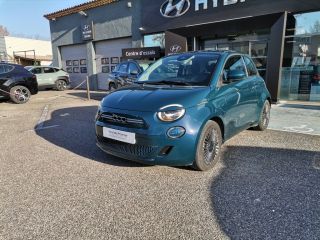 84120 : Hyundai PERTUIS - SA PEDINIELLI - FIAT 500e BERLINE MY22 SERIE 1 STEP 2 Icône - 500 III - Bleu - Automate à fonct. Continu - Courant électrique