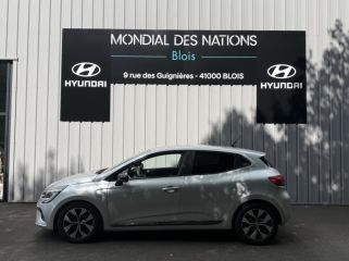 41000 : Hyundai Blois - Mondial des Nations - RENAULT Clio - Clio - Gris Platine - Traction - Essence