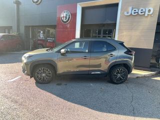 04100 : Hyundai Manosque - Pedinielli - TOYOTA YARIS CROSS HYBRIDE Trail (marchepieds standardisés) - YARIS CROSS - Gris - Automate à fonct. Continu - Essence / Courant électrique