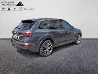 13290 : Hyundai Aix en Provence - Cap Milanesio - AUDI Q7 Competition - Q7 II - Gris - Boîte automatique - Essence / Courant électrique