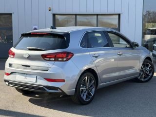57685 : Hyundai Metz - Theobald Automobiles - HYUNDAI i30 - i30 - Shimmering Sylver métal - Traction - Essence