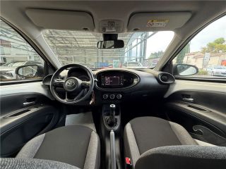 13200 : HYUNDAI Arles - Lexa Automobile - TOYOTA AYGO X MY23 Dynamic - AYGO X - Blanc - Boîte manuelle - Essence sans plomb