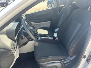14100 : Hyundai Lisieux - Trajectoire Automobiles - HYUNDAI i20 - i20 - Atlas White - Traction - Essence