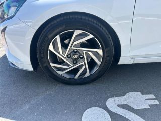 14100 : Hyundai Lisieux - Trajectoire Automobiles - HYUNDAI i20 - i20 - Atlas White - Traction - Essence