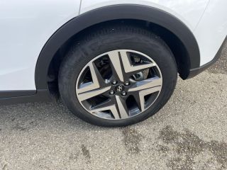 38200 : Hyundai Vienne - Groupe Central Autos - HYUNDAI BAYON Creative - BAYON - Blanc - Automate sequentiel - Essence sans plomb