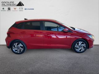 13300 : Hyundai Salon de Provence - Cap Milanesio - HYUNDAI i20 Intuitive - i20 III - Rouge - Automate sequentiel - Essence sans plomb