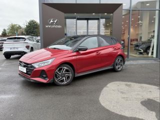 72100 : Hyundai Le Mans - GCH LE MANS - HYUNDAI i20 - i20 - Dragon Red Métal/Toit+rétros Black - Traction - Essence