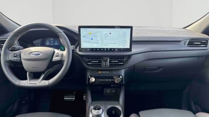 11020 : Hyundai Carcassonne - HMDS - FORD KUGA ST-Line X - KUGA III - VERT CLAIR - Automate à fonct. Continu - Essence / Ethanol / Courant électrique