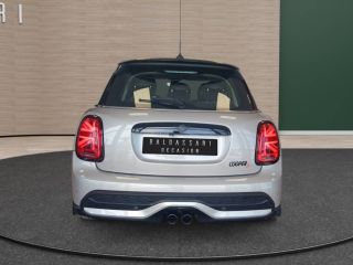 83130 : Hyundai Toulon - Autodif SAS - Groupe BALDASSARI - MINI HATCH 5 PORTES F55 LCI II Edition Premium Plus - MINI F55 - Gris - Automate sequentiel - Essence sans plomb