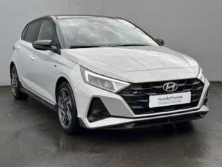 56600 : Hyundai Lorient - Auto Océane - HYUNDAI i20 - i20 - Lumen Gray Métal/Toit+rétros Black - Traction - Essence