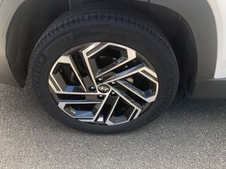 49070 : Hyundai Angers - Oceane Automobiles - HYUNDAI TUCSON Executive - TUCSON IV - Blanc - Boîte automatique - Essence / Courant électrique