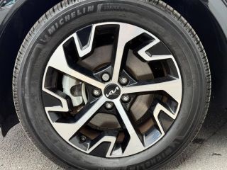 14100 : Hyundai Lisieux - Trajectoire Automobiles - KIA Sportage - Sportage - Noir Basalte métallisé - Traction - Hybride : Essence/Electrique