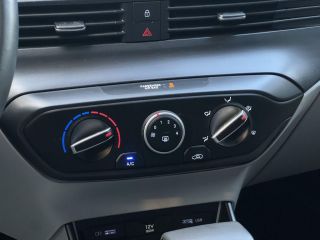 77240 : Hyundai Melun - CAP FOURNIER - HYUNDAI BAYON Intuitive - BAYON - Bleu - Automate sequentiel - Essence sans plomb