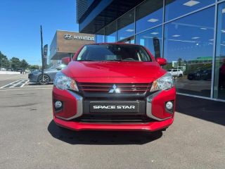 29000 : Hyundai Quimper - Iroise Automobiles - MITSUBISHI Space Star - Space Star - Cardinal Red métallisé - Traction - Essence