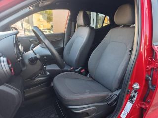 19100 : Hyundai Brive-la-Gaillarde - Garage Pouget - HYUNDAI i10 - i10 - Dragon Red Métal/Toit/rétros Black - Traction - Essence