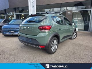 57200 : Hyundai Sarreguemines - Theobald Automobiles - DACIA Sandero - Sandero - Kaki Lichen - Traction - Essence