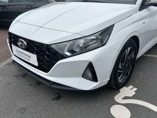14100 : Hyundai Lisieux - Trajectoire Automobiles - HYUNDAI i20 - i20 - Atlas White - Traction - Essence/Micro-Hybride