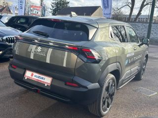 89100 : Hyundai Sens - APS - SUZUKI Vitara - Vitara - Land Breeze Green Pearl métallisé - Traction - Electrique