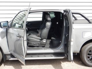 52000 : Hyundai Chaumont - Garage Michel Bazin - ISUZU D-Max - D-Max - Kinabalu Gray Metallic - Transmission intégrale enclenc - Diesel