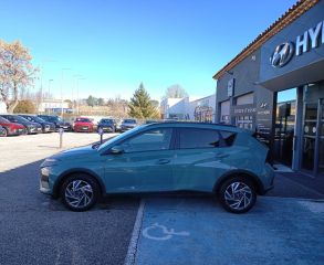 84120 : Hyundai PERTUIS - SA PEDINIELLI - HYUNDAI BAYON Intuitive - BAYON - Vert - Automate sequentiel - Essence sans plomb