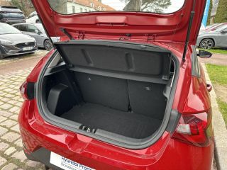 62360 : Hyundai Boulogne-sur-Mer - Garage Du Château - HYUNDAI i20 Initia - i20 III - Rouge - Boîte manuelle - Essence sans plomb