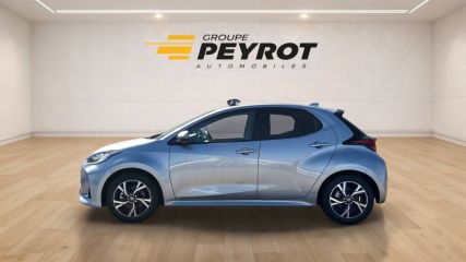 11020 : Hyundai Carcassonne - HMDS - TOYOTA YARIS HYBRIDE Design - YARIS IV - GRIS CLAIR - Automate à fonct. Continu - Essence / Courant électrique