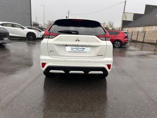 29200 : Hyundai Brest - Iroise Automobiles - MITSUBISHI Eclipse Cross - Eclipse Cross - Blanc - Transmission intégrale - Hybride rechargeable : Essence/Electrique