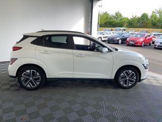 85000 : Hyundai MoceanRent | La Roche-sur-Yon - Océane Auto - HYUNDAI KONA ELECTRIC Intuitive - KONA ELECTRIQUE - Blanc - Automate à fonct. Continu - Courant électrique