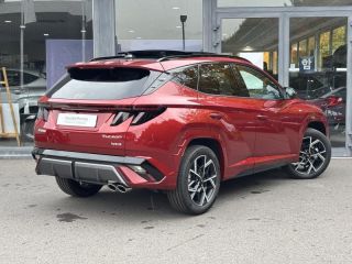 57100 : Hyundai Thionville - Théobald Automobiles - HYUNDAI Tucson - Tucson - Ultimate Red Métal - Traction - Hybride : Essence/Electrique