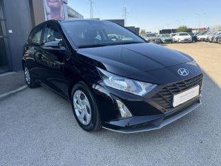21300 : Hyundai Dijon - Privilège Automobiles - HYUNDAI i20 Initia - i20 III - Noir - Boîte manuelle - Essence sans plomb