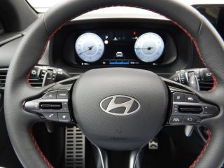 52000 : Hyundai Chaumont - Garage Michel Bazin - HYUNDAI i20 - i20 - Vibrant Blue Métal/Toit+rétros Black - Traction - Essence