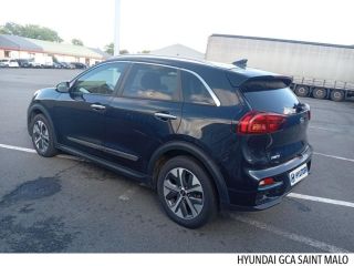 35400 : Hyundai Saint-Malo - GCA - KIA e-Niro - e-Niro - Gris Aluminium métallisé - Traction - Electrique
