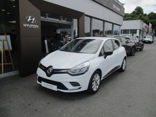 91150 : Hyundai Étampes -CAP Fournier - RENAULT CLIO IV Limited - CLIO IV (07/2012-09/2016) - Blanc - Boîte manuelle - Essence sans plomb